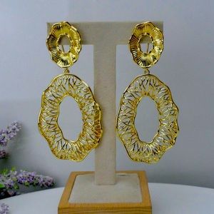 Gold plated gold bold earring